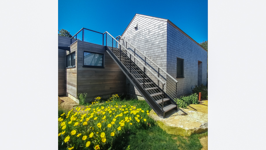 EXTERIOR STAIRS